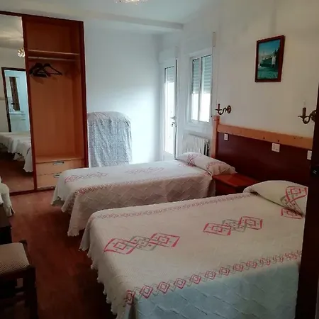 Gasthof Pension Carmen ** Sanxenxo